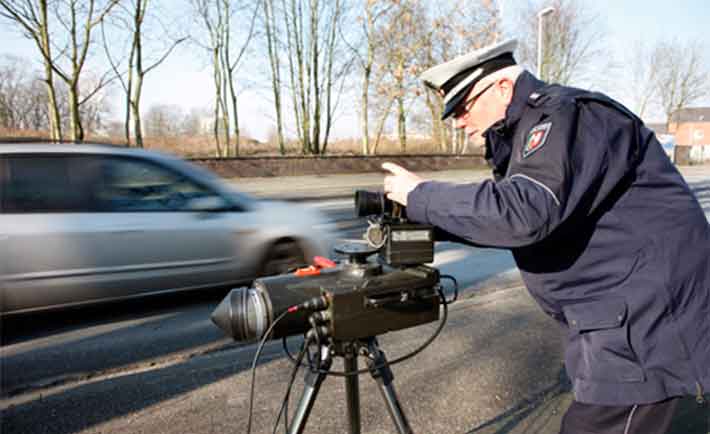 Geschwindigkeitsmessung Polizei