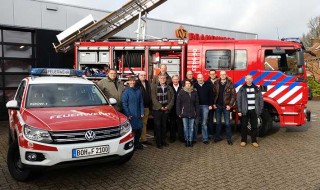 Redakteure der Feuerwehrzeitung besuchen die Wache in Dinxperlo