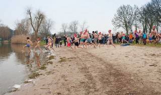 Nieuwjaarsduik 2015 Blauwe Meer Dinxperlo