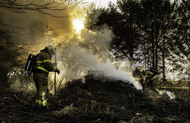 Brandweer Dinxperlo aangestoken bosschagebrand Helmkamp 22