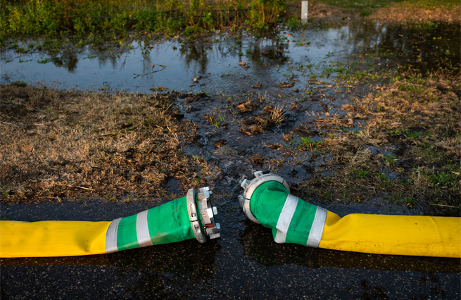 Zeer grote brand veeschuren Brakenweg Aalten