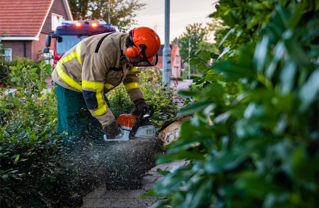 Stormschade op steenworp afstand van kazerne brandweer Dinxperlo