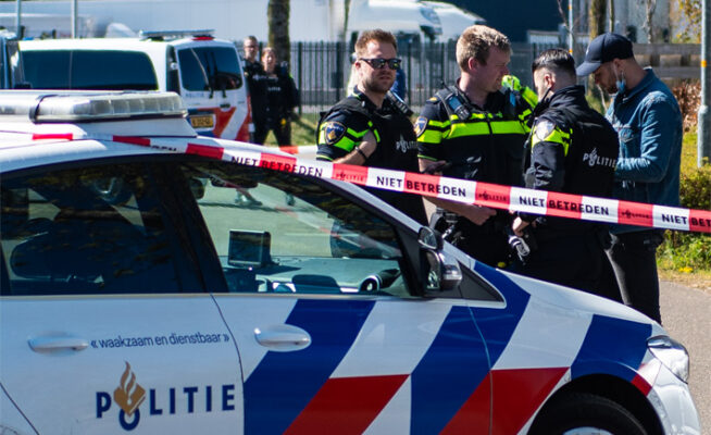 Politie inval bedrijfspand Meniststraat Dinxperlo 2025